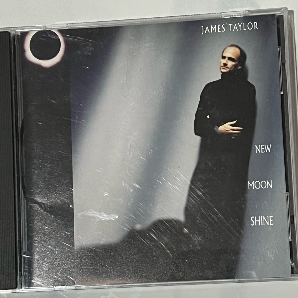 James Taylor “New Moon Shine” CD like new
